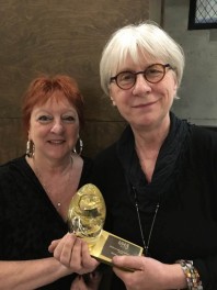 Johanne Aubry, programmatrice et Danielle Bilodeau, directrice générale du Théâtre de la Ville