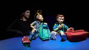 Comédiens et marionnettes