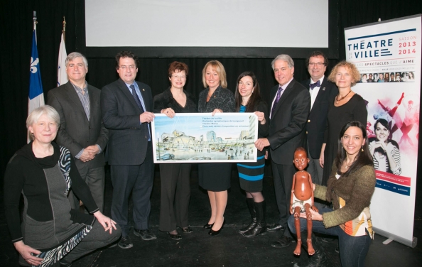 Danielle Bilodeau, Bernard Drainville, Marie Malavoy, Caroline St-Hilaire, Martine Ouellet, Bernard Grandmont, et des membres de l'équipe