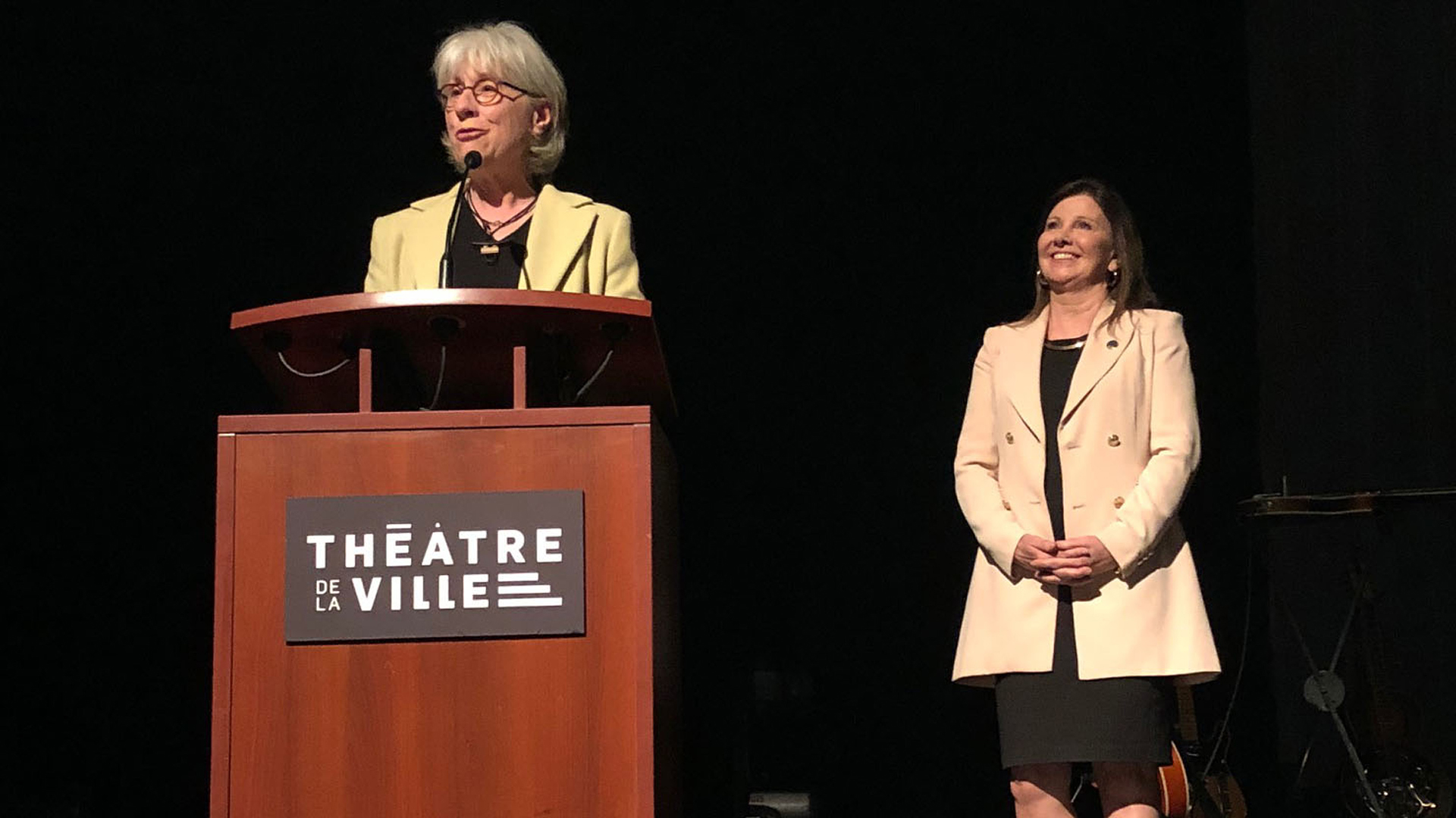 Danielle Bilodeau et la députée de Taillon, madame Diane Lamarre