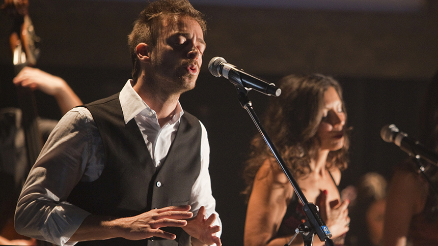 Deux chanteurs